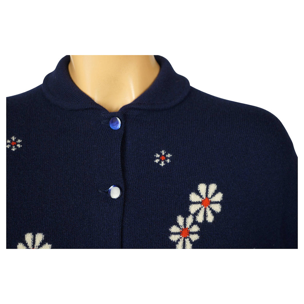 Vintage Scottish Cashmere Sweater Pringle Hand Laid Intarsia Cardigan Ladies M - Poppy's Vintage Clothing