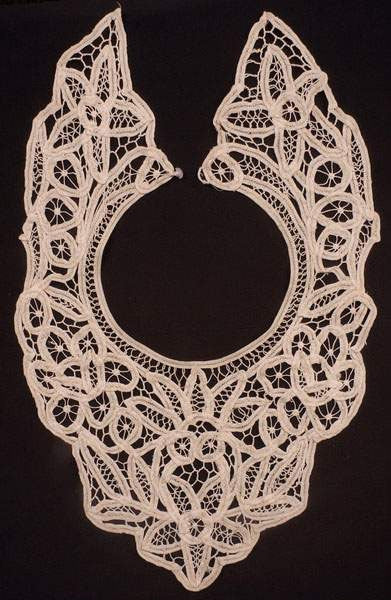 Vintage Battenburg Tape Lace Collar Neck Bib - Poppy's Vintage Clothing