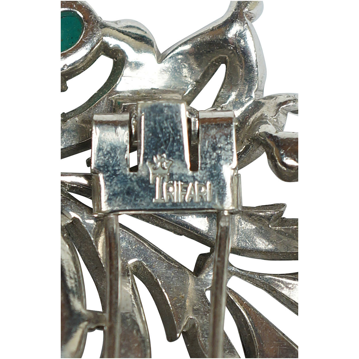 Crown Trifari 1940 Alfred Philippe Fur Clip Rhinestone &amp; Green Cabochons 122097 - Poppy's Vintage Clothing