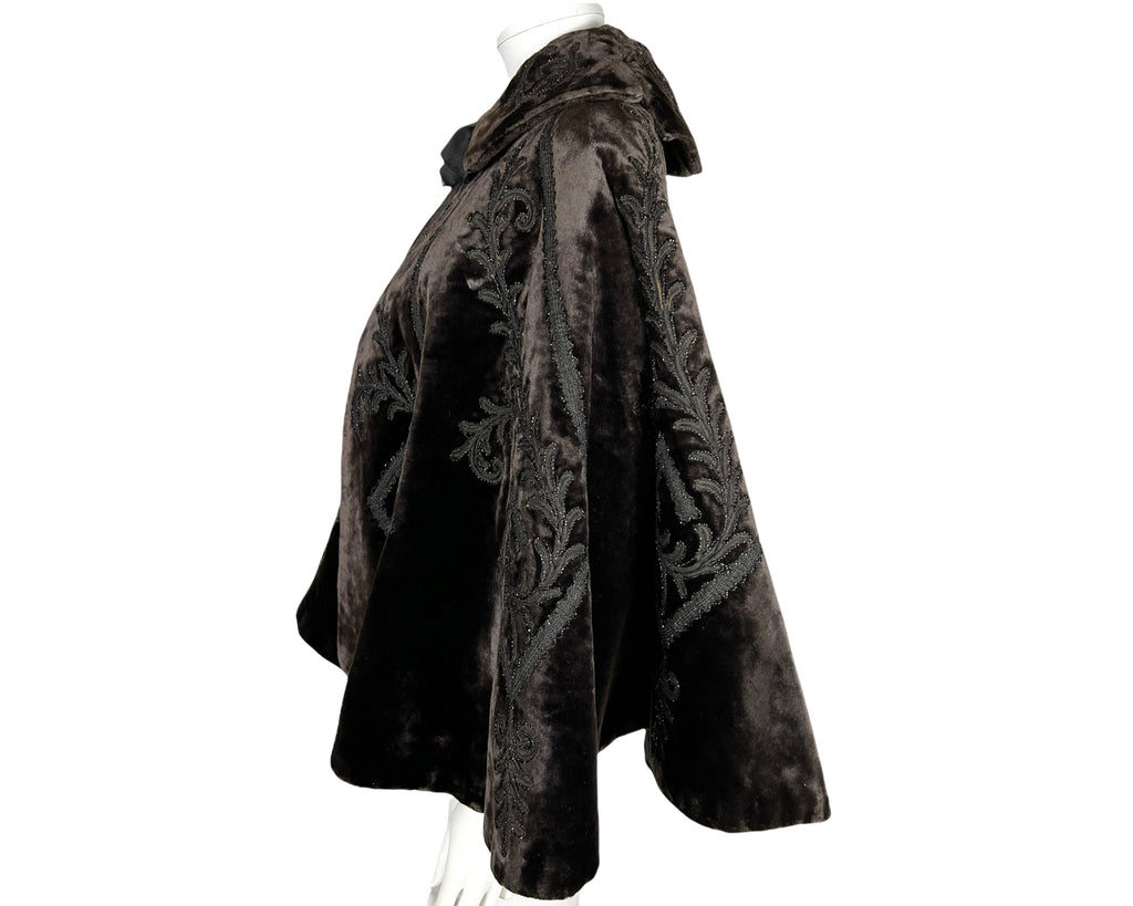Antique Victorian Mantle Jet Beaded Black Velvet Short Cape
