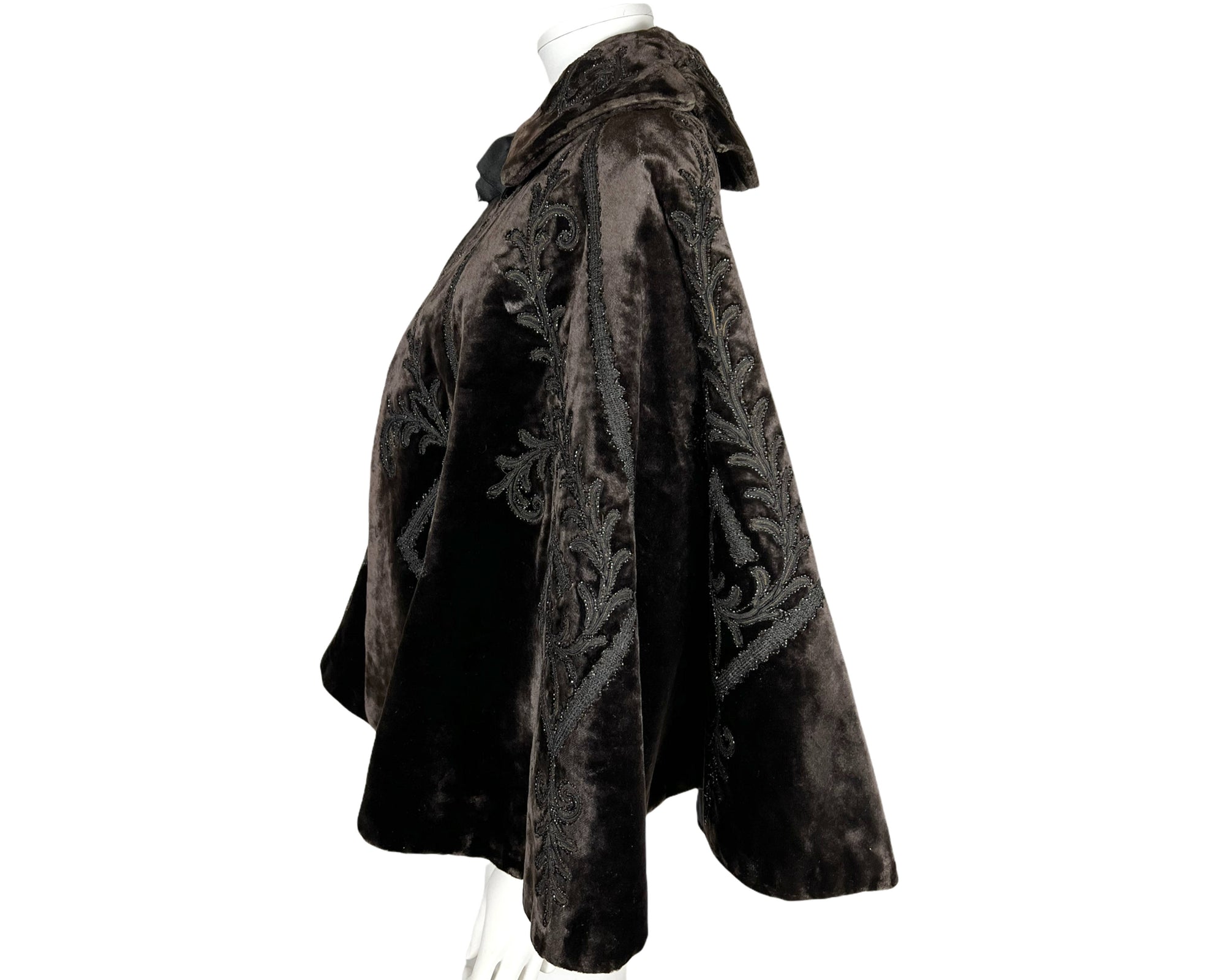 Antique Victorian Mantle Jet Beaded Black Velvet Short Cape