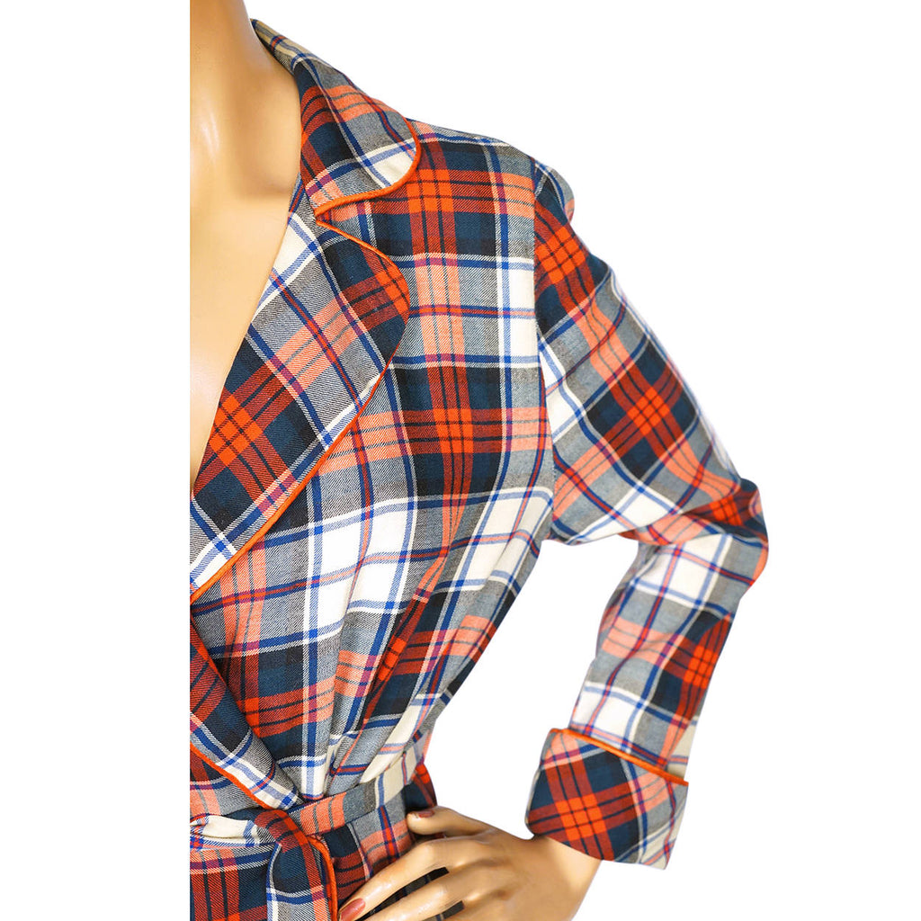 Vintage 1970s Plaid Viyella Dressing Gown JH Bardwell Claire Haddad Ladies Size M - Poppy's Vintage Clothing