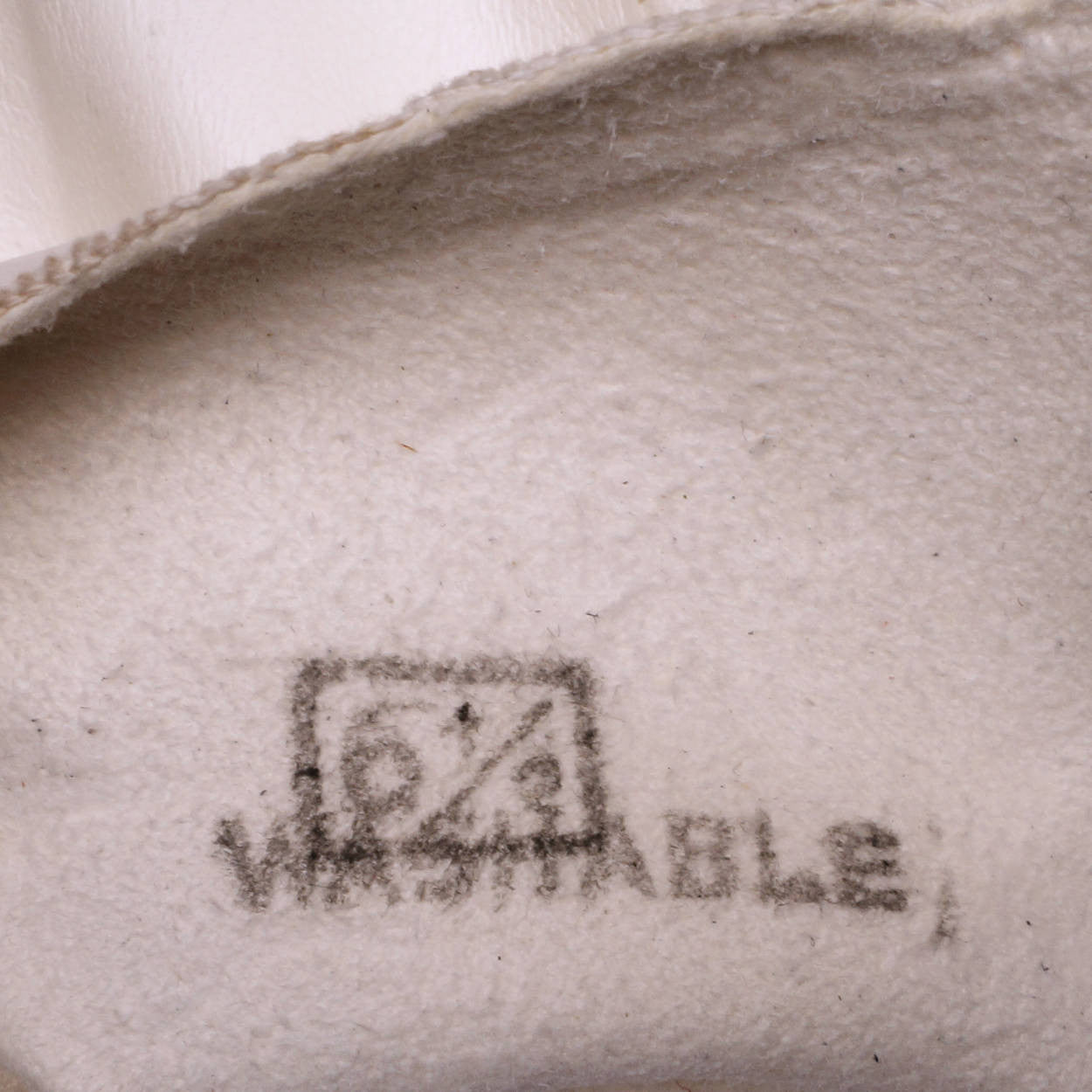 Vintage NOS Ladies White Leather Cutwork Gloves Unused Size 6.5 - Poppy's Vintage Clothing