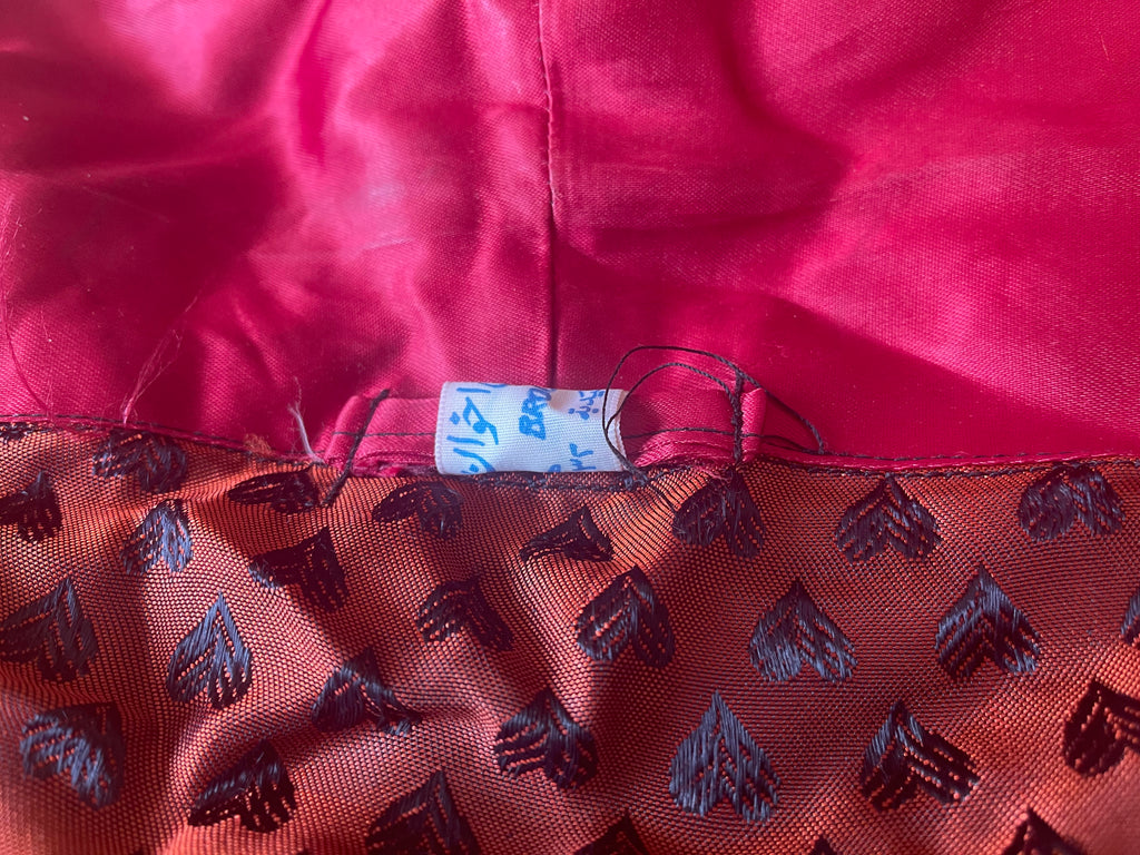 Vintage Mens Dressing Gown Woven Satin Robe with Hearts - Size M - Poppy's Vintage Clothing