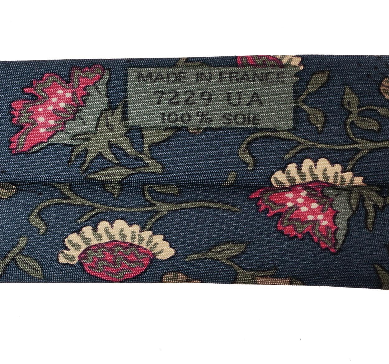 Vintage Hermes Tie - Silk Twill - Floral Pattern - 7229 - Mens Necktie - Made in France - Poppy's Vintage Clothing