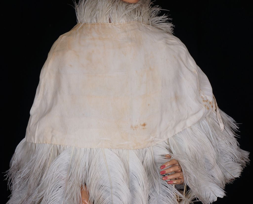Vintage 1930s White Ostrich Feather Cape 30s Evening Capelet with Matching Purse  S / M - Poppy's Vintage Clothing
